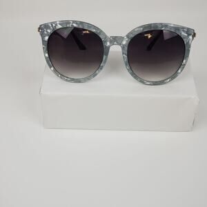Grey Oversized Sunglasses
